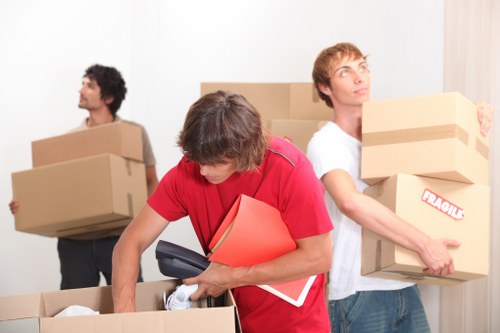 Packing and unpacking support for a business relocation